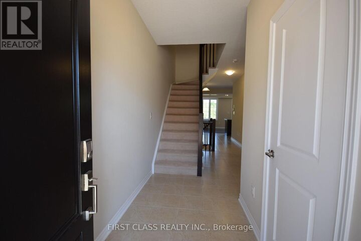 Property Photo:  3273 Mockingbird Common Court  ON L6H 0W9 