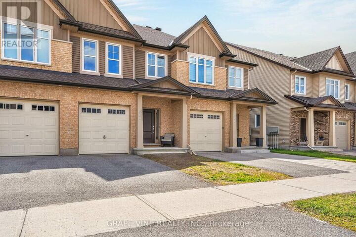 Property Photo:  834 Cedar Creek Drive  ON K1T 0N6 