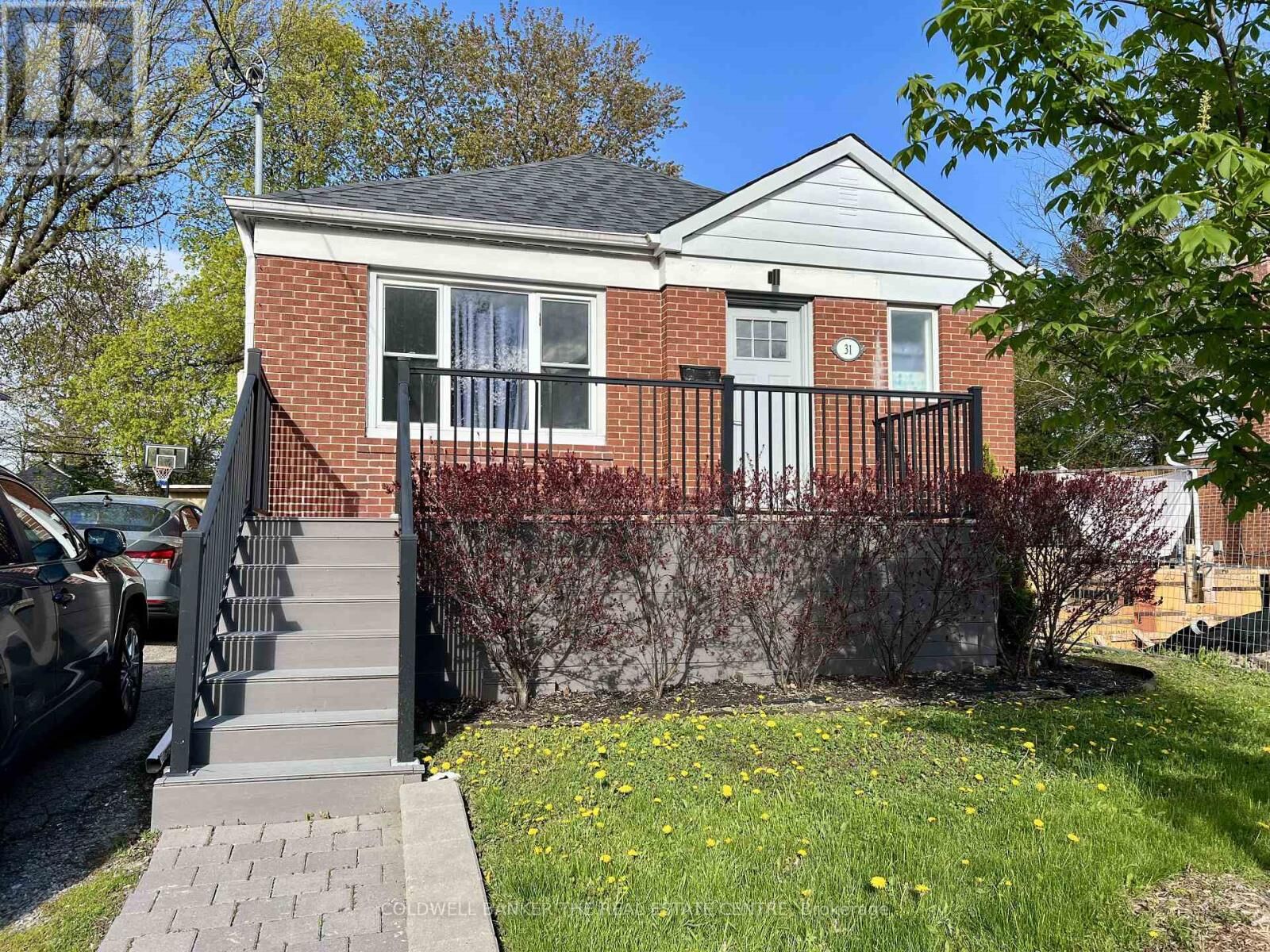 Property Photo: 31 Sharpe Street Upper ON M1N 3T7