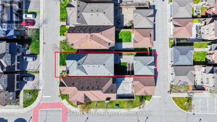 Property Photo: 22 Mayapple Lane North ON L4E 1B8