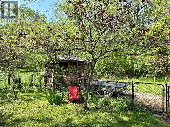 Property Photo:  2240 Bondy Avenue  ON N9H 1J2 