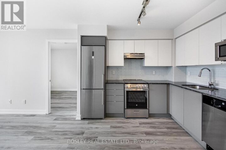 Property Photo: 120 Varna Drive 723 ON M6A 0B3