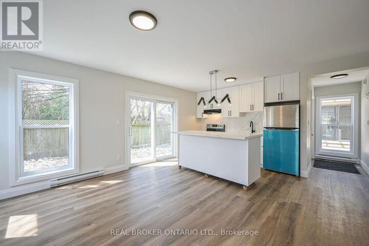 Property Photo:  685 Frederick Street  ON N2B 2B3 