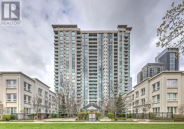 Property Photo:  17 Anndale Drive 2210  ON M2N 2W7 