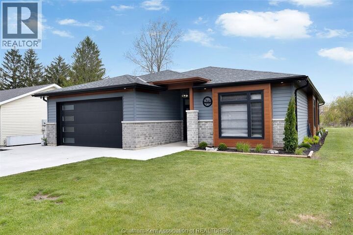 Property Photo:  61 Albert Street  ON N0P 1A0 