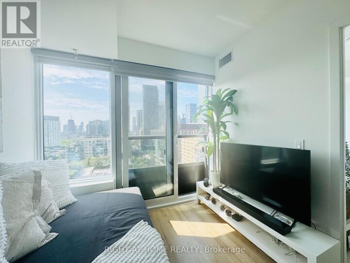 Property Photo:  319 Jarvis Street 1101  ON M5B 2C2 