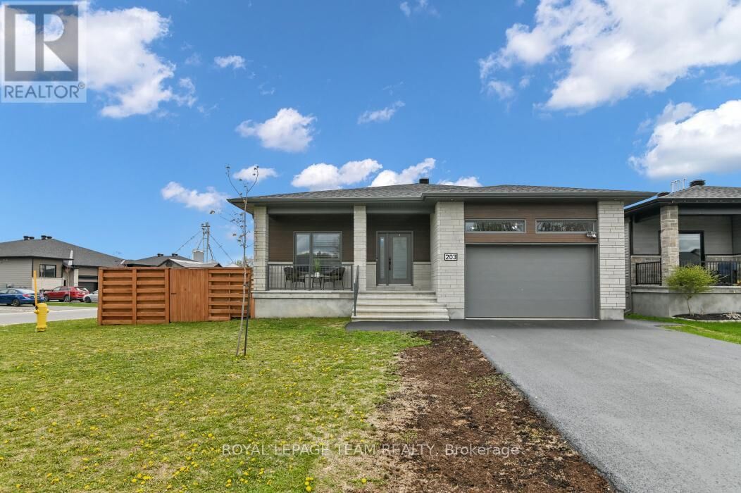 Property Photo:  203 Filion Street  ON K0A 1W0 