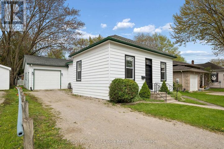 Property Photo:  115 Legion Street  ON N0K 1N0 