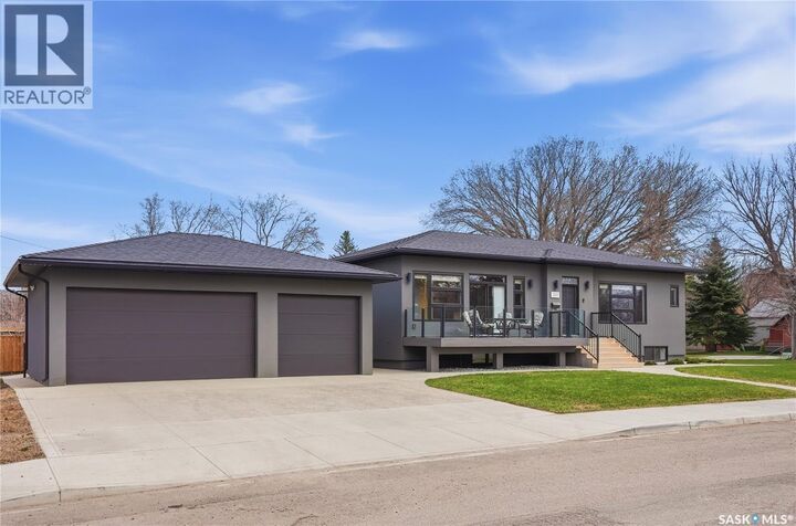 Property Photo: 201 Adelaide Street E SK S7J 0H5