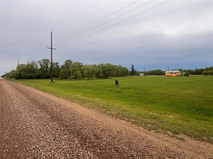 Property Photo:  11 Mountain Avenue  MB R0J 0Y0 