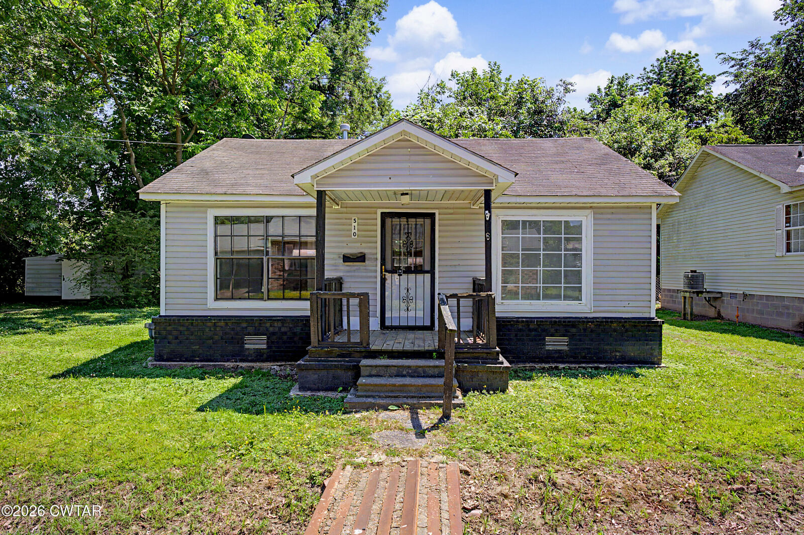 Property Photo:  510 Barnes Drive  TN 38382 