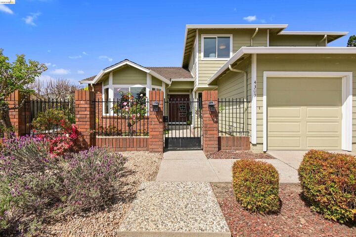 Property Photo:  4303 Chamberlin Ct  CA 94619 