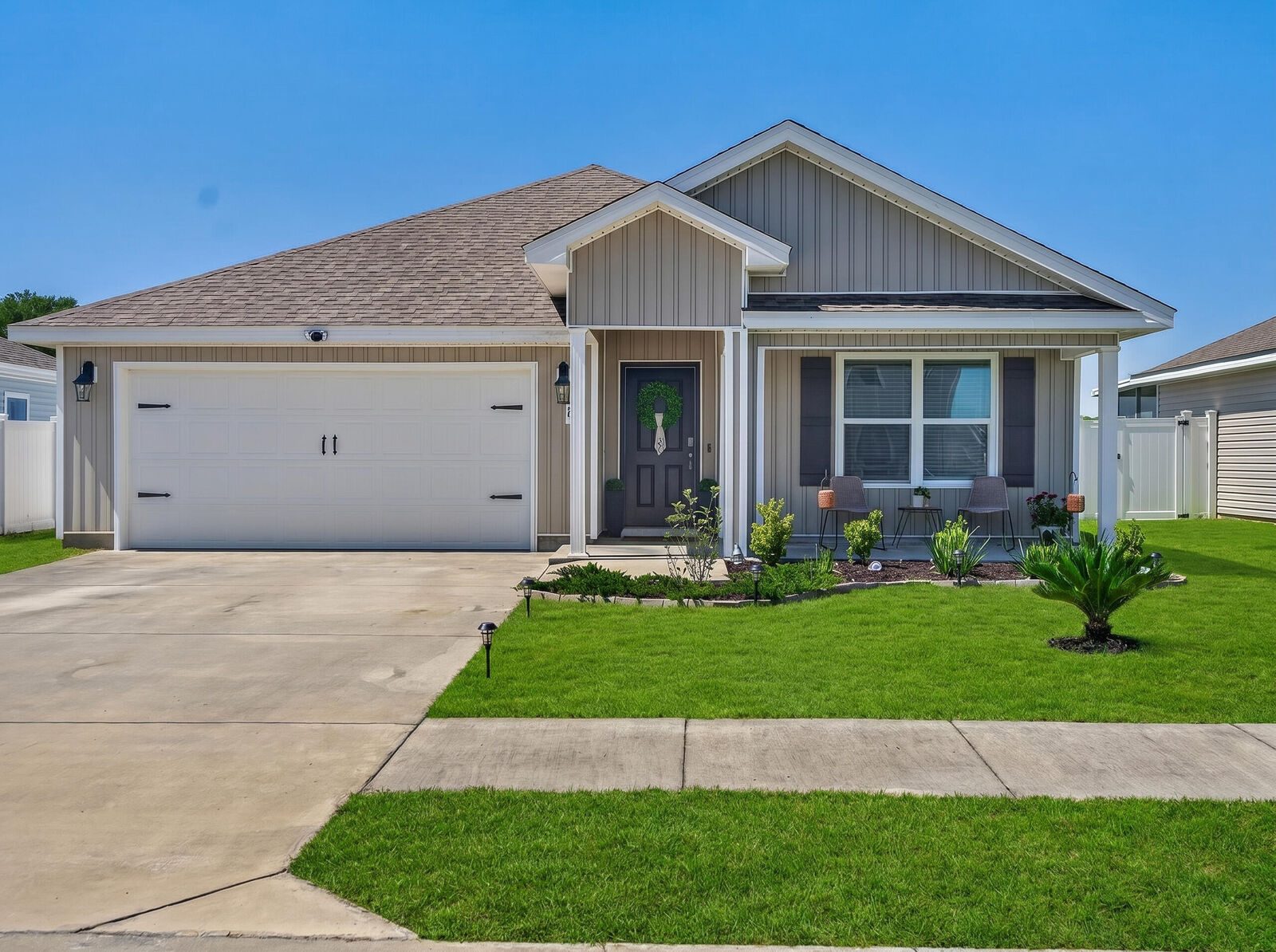 Property Photo:  51 Silverthorn Street  FL 32439 