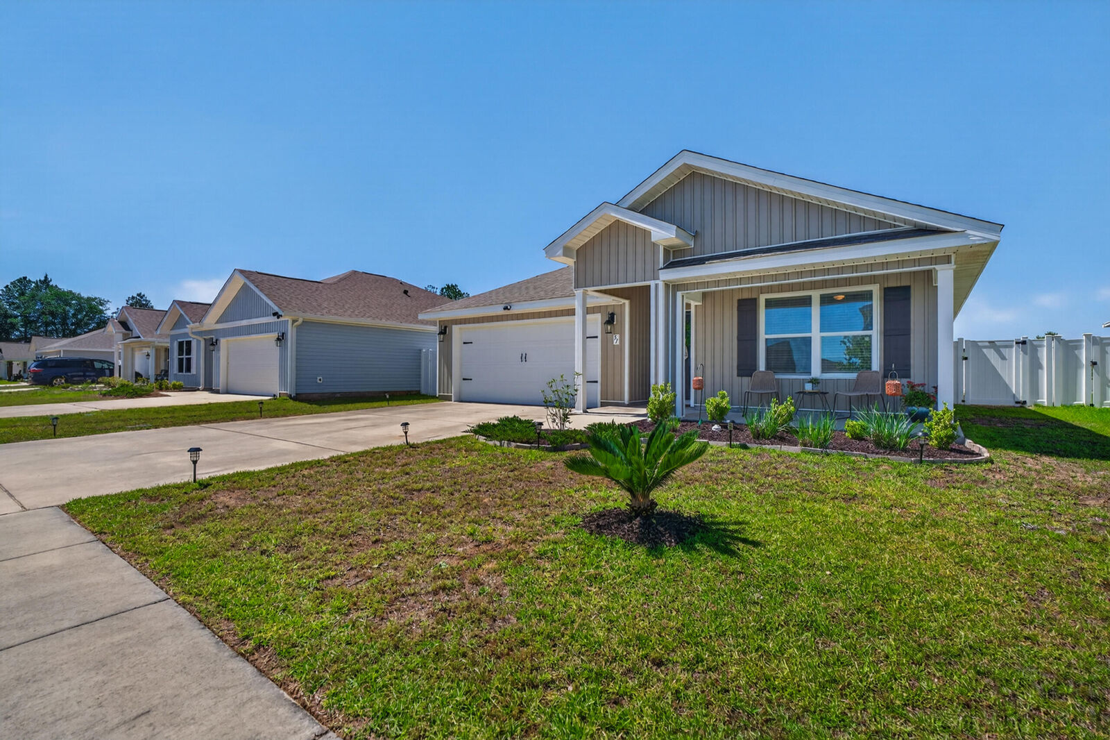 Property Photo:  51 Silverthorn Street  FL 32439 