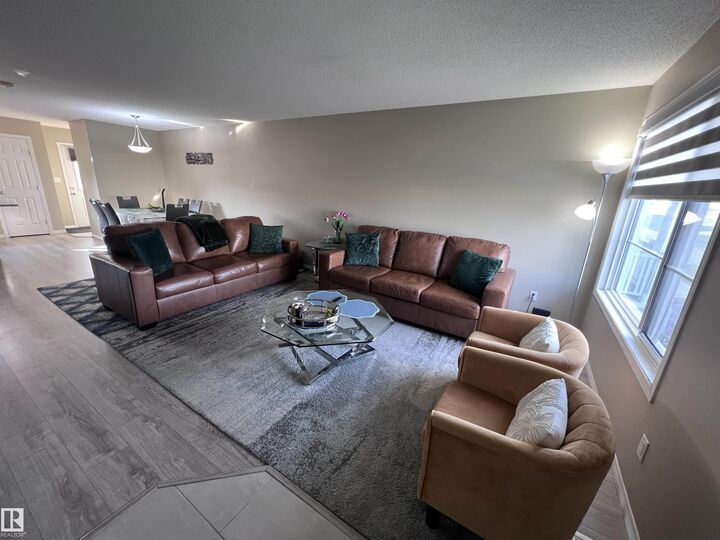 Property Photo:  2291 Price Lane SW  AB T6W 3W2 