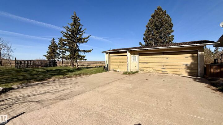 Property Photo:  540073 175  AB T0B 2B0 