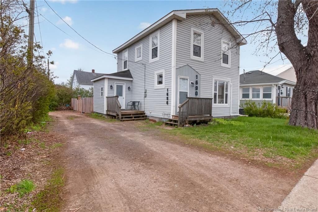 Property Photo:  1690 Main Street  NB E1E 1G9 