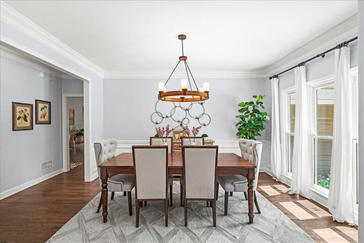 Property Photo:  5640 Sandown Way  GA 30097 