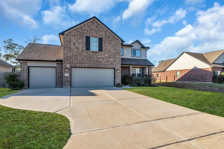 Property Photo:  12341 N Chestnut Hills Drive  TX 77303 
