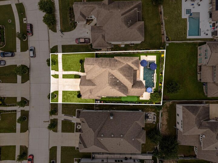 Property Photo:  2307 Piney Creek Drive  TX 77578 