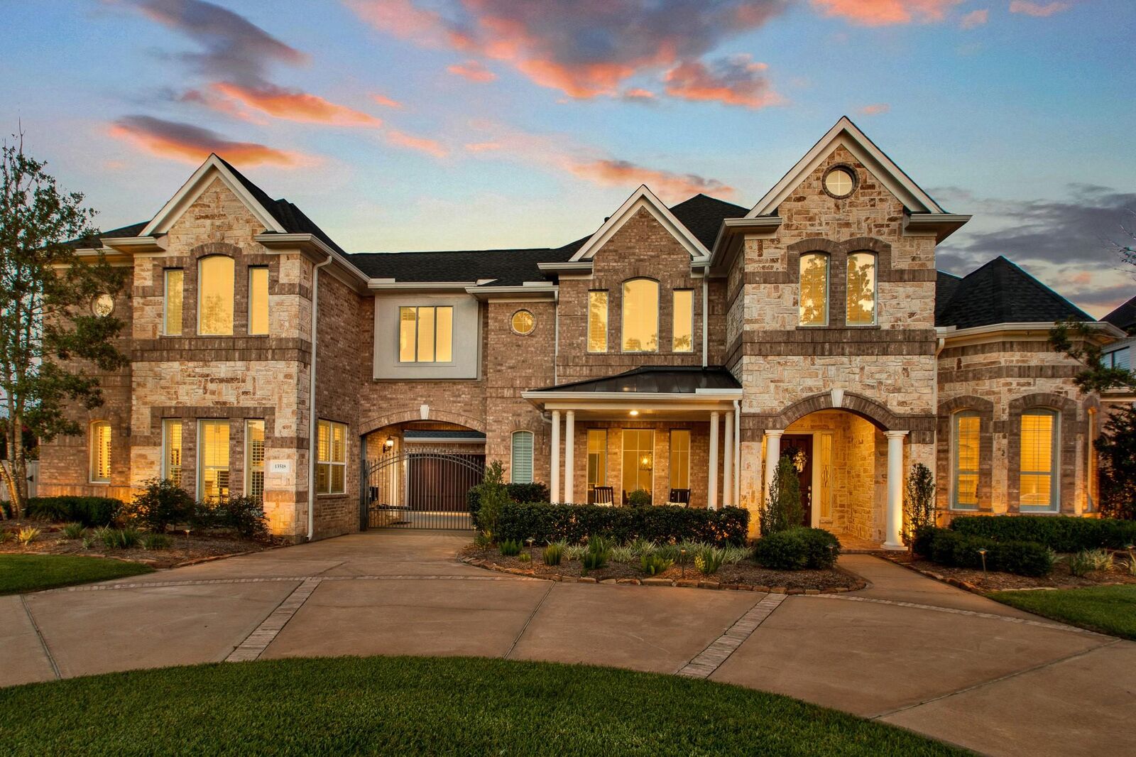 Property Photo: 13518 Key Ridge Lane TX 77429