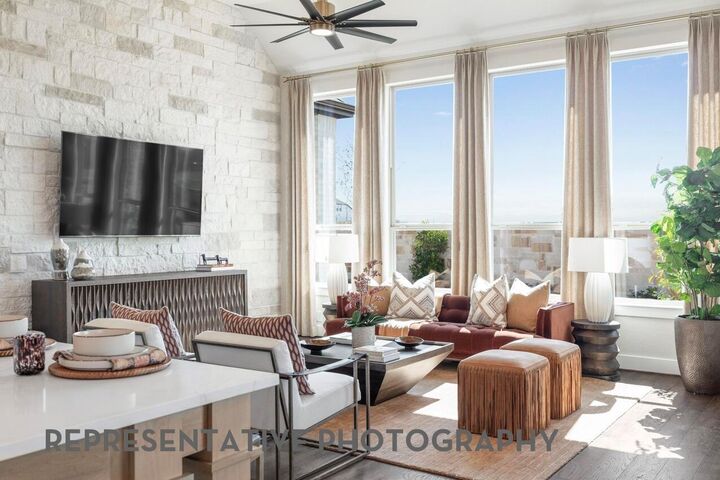 Property Photo: 922 Groundwater Way TX 77546