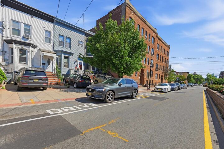 Property Photo:  1212 Central Ave  NJ 07087 