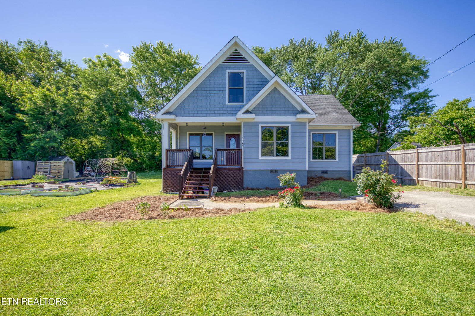 Property Photo: 303 Kensi Drive TN 37912