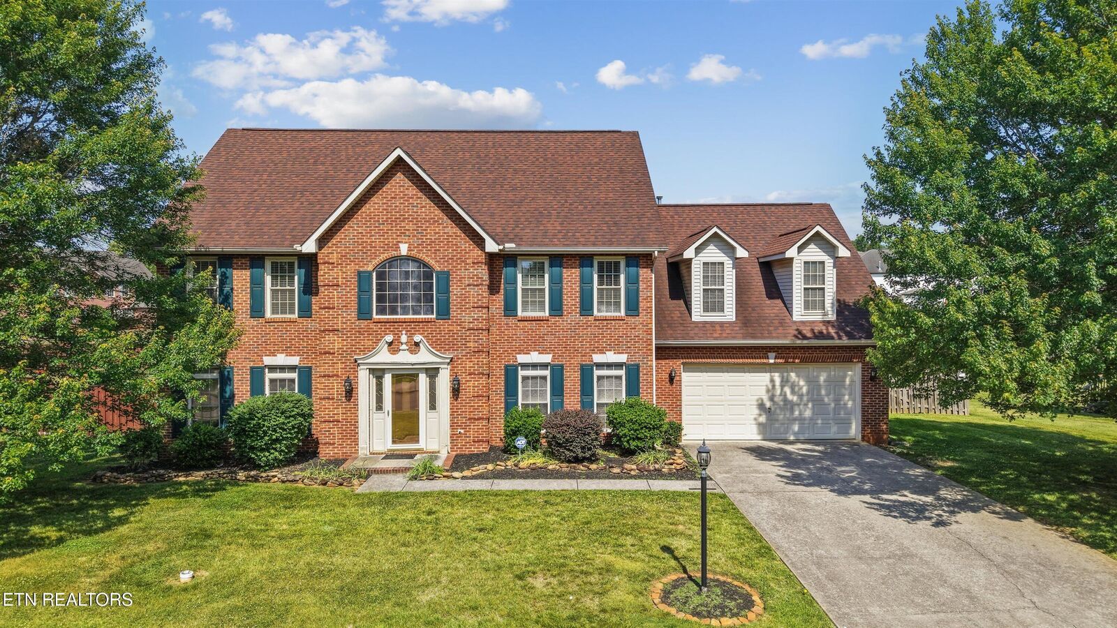 Property Photo:  3313 Bridlebrooke Drive  TN 37938 