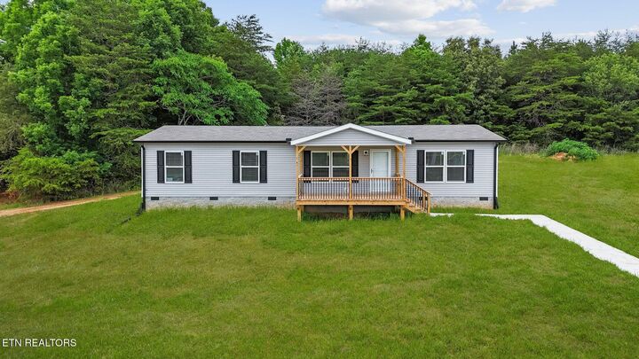 Property Photo:  285 County Road 784A  TN 37331 