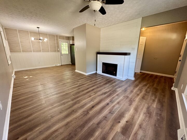 Property Photo:  610 Cottonwood Drive  KY 40475 