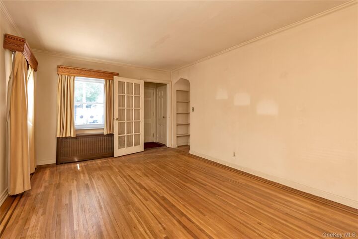 Property Photo:  172-15 Effington Avenue  NY 11358 