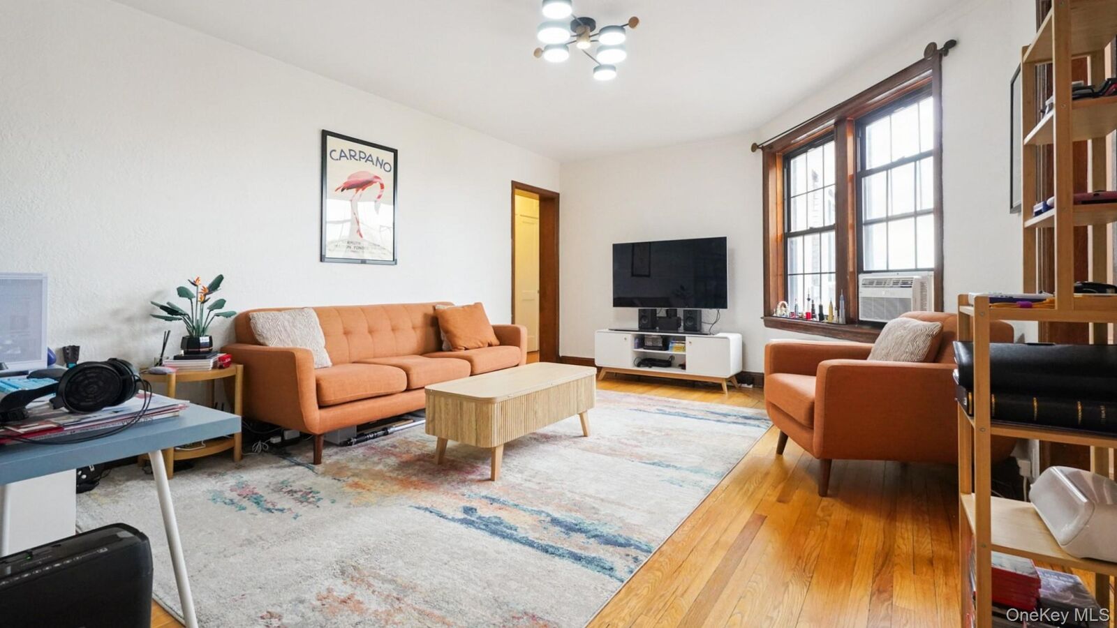 Property Photo:  100 Parkway 5D  NY 10708 