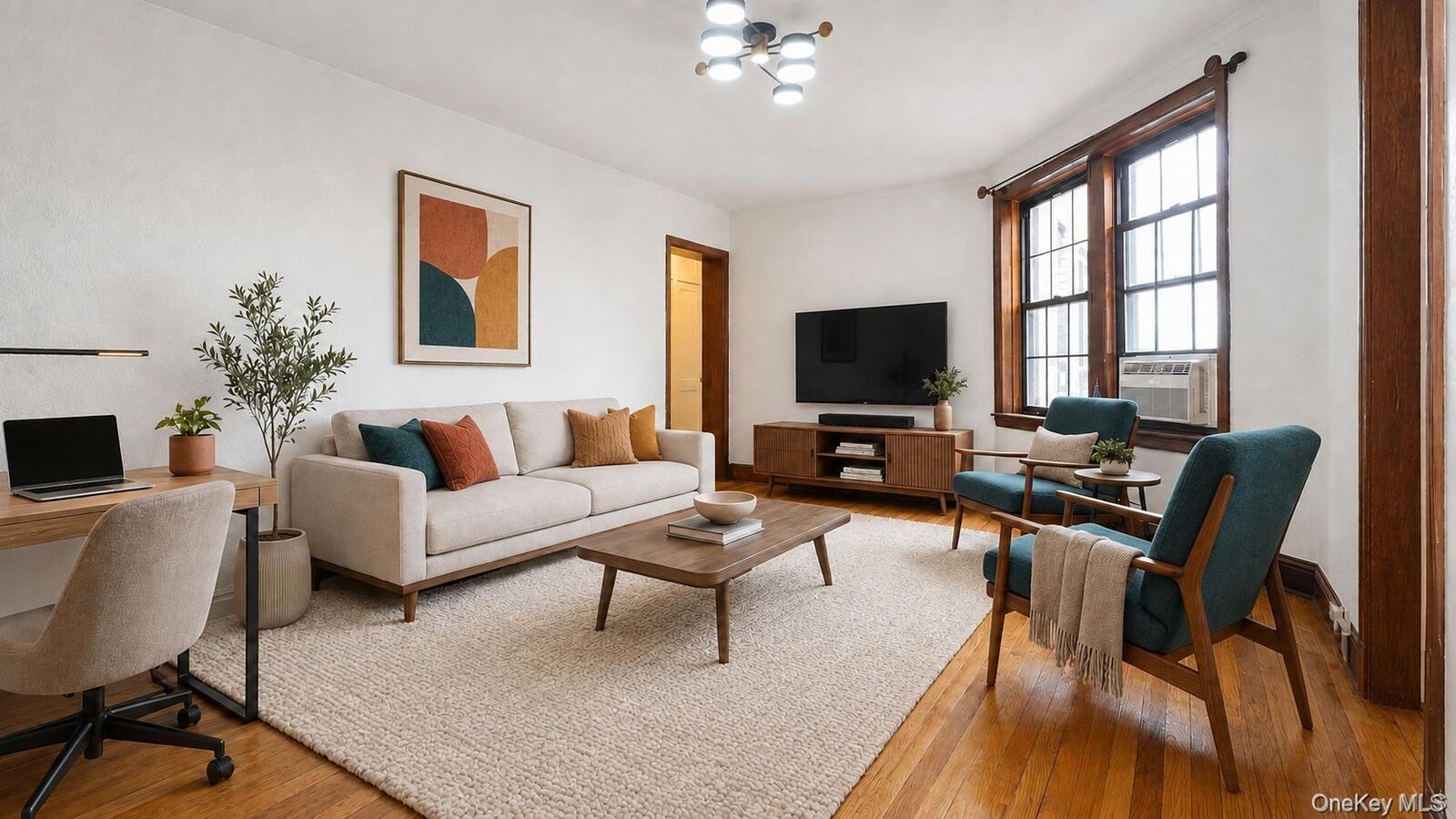 Property Photo:  100 Parkway Road 5D  NY 10708 