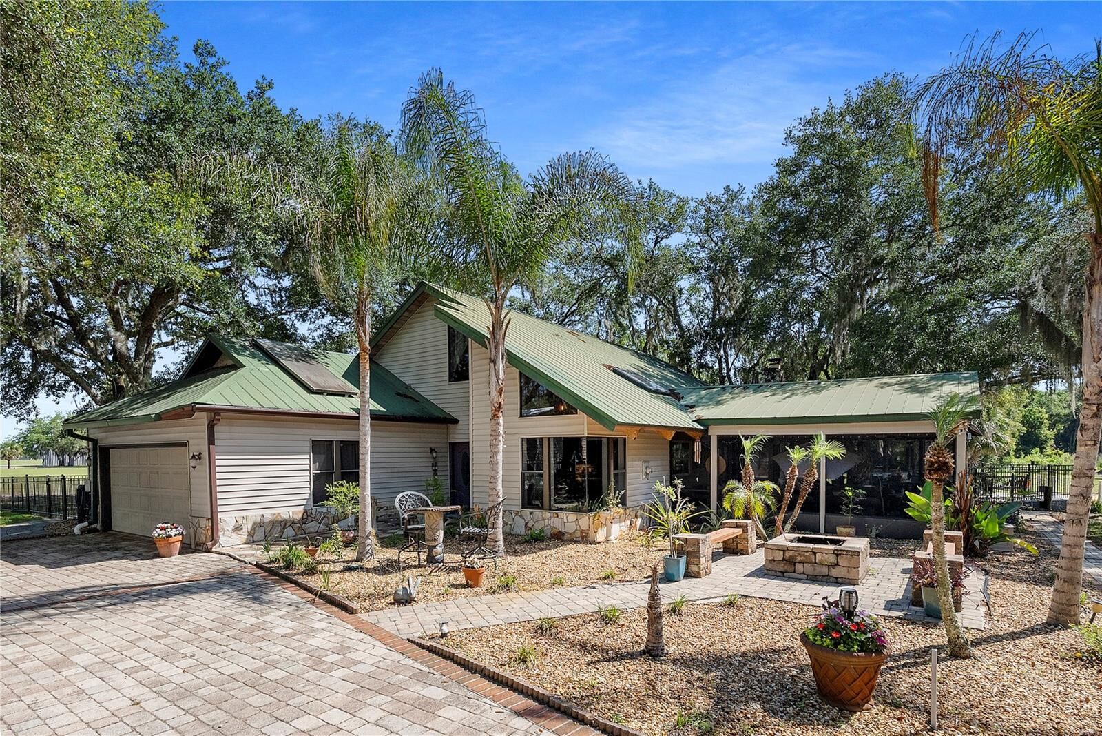 Property Photo:  1851 Maytown Road  FL 32759 
