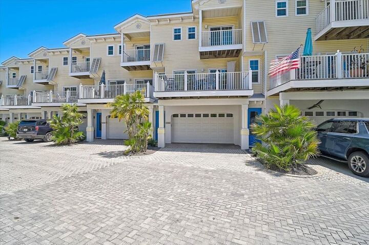 Property Photo:  1423 Gulf Drive N  FL 34217 
