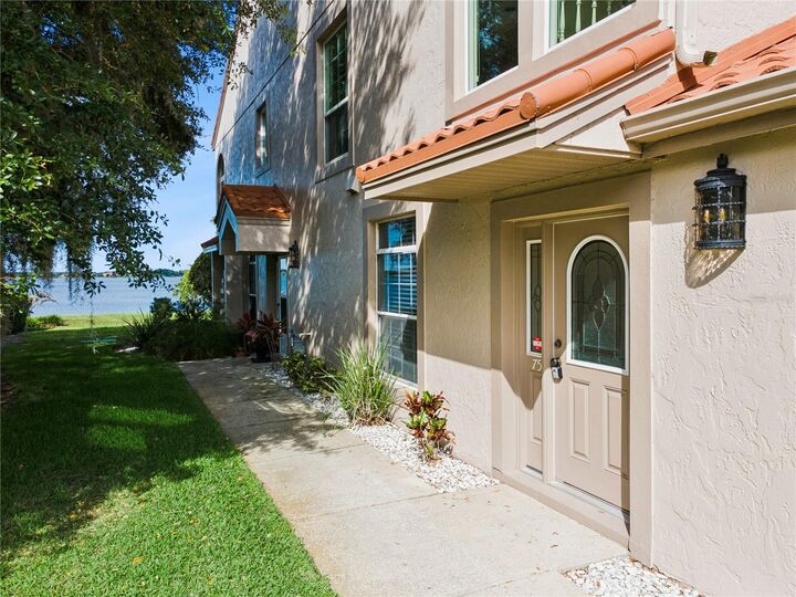 Property Photo:  75 Sunset View Drive 75  FL 33884 
