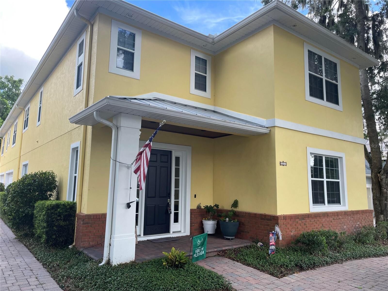 Property Photo:  161 Vine Street  FL 32765 
