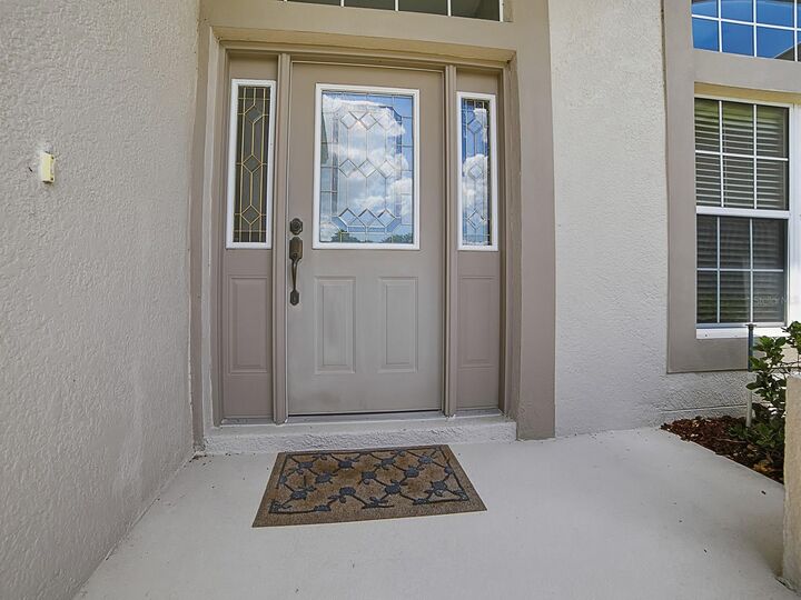 Property Photo:  5106 Chanticleer Drive  FL 34748 