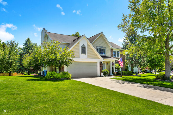 Property Photo:  13077 Lansdowne Drive  IN 46038 