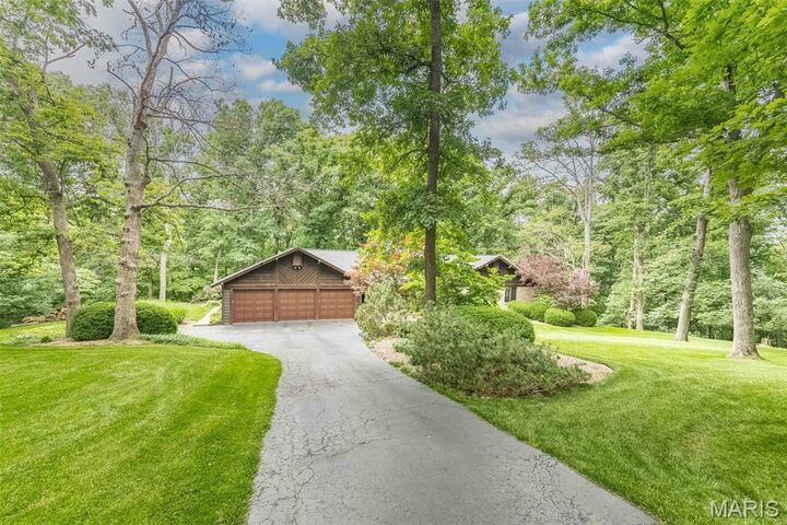 Property Photo:  7 Walnut Ridge Court  MO 63341 