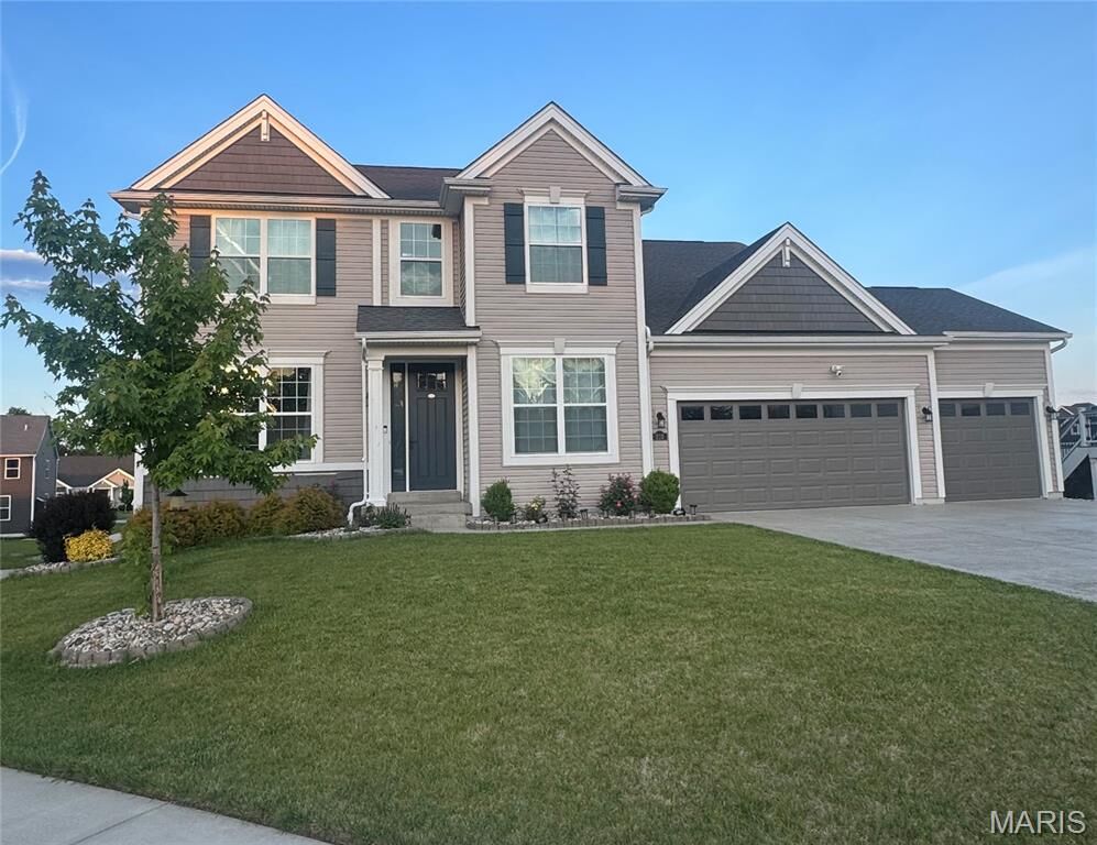 Property Photo:  310 Claymoore Court  MO 63368 