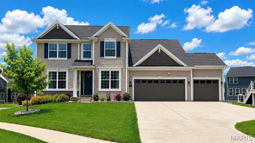Property Photo:  310 Claymoore Court  MO 63368 