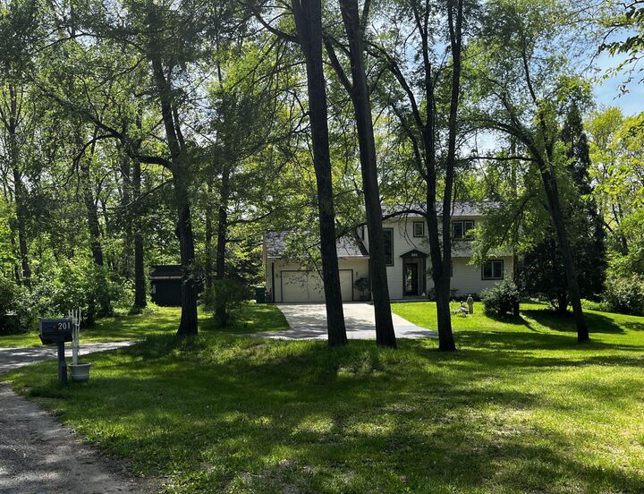 Property Photo: 201 Scenic View Drive MI 49120
