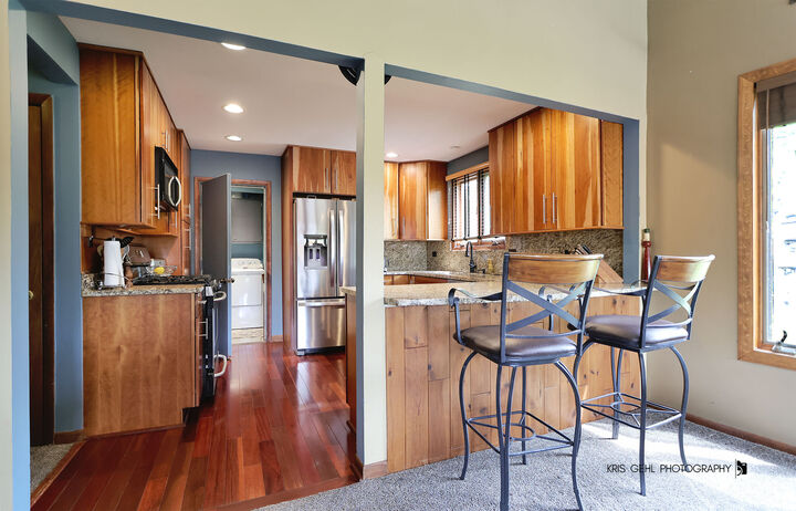 Property Photo: 415 Kildare Street IL 60136