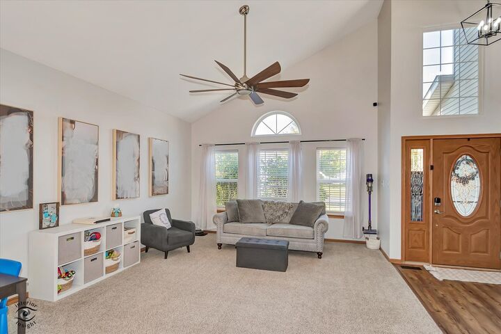 Property Photo:  1418 Major Drive  IL 60586 