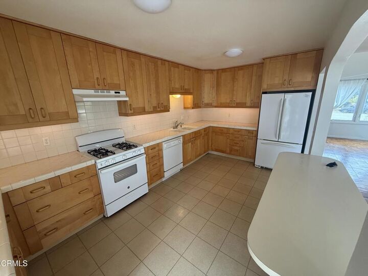 Property Photo:  1979 Channel Drive  CA 93001 