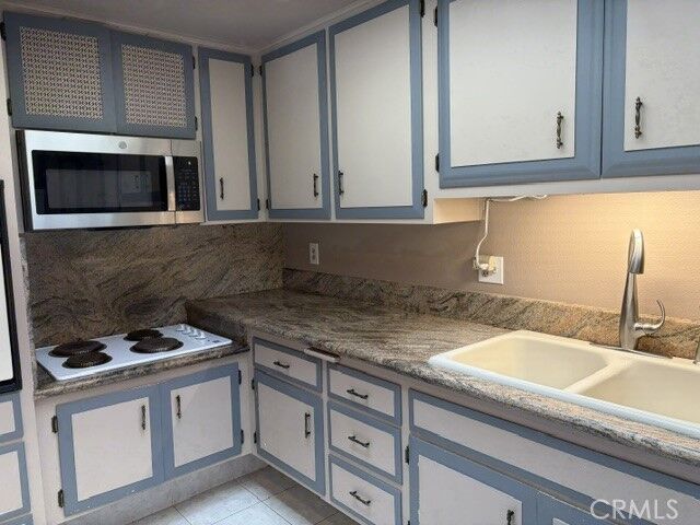 Property Photo:  1551 Homewood Road 113-B  CA 90740 