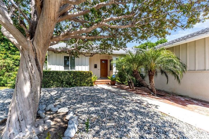 Property Photo:  8062 Wynne  CA 91335 