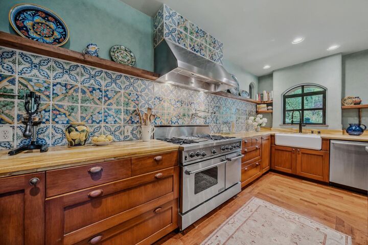 Property Photo:  6700 Horizon Drive  CA 95667 